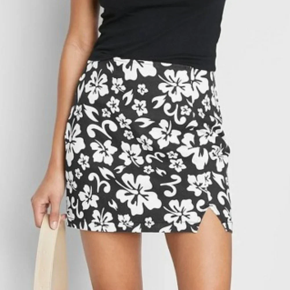WILD FABLE Black & White Tropical Print Stretch Denim Mini Skirt  NEW!